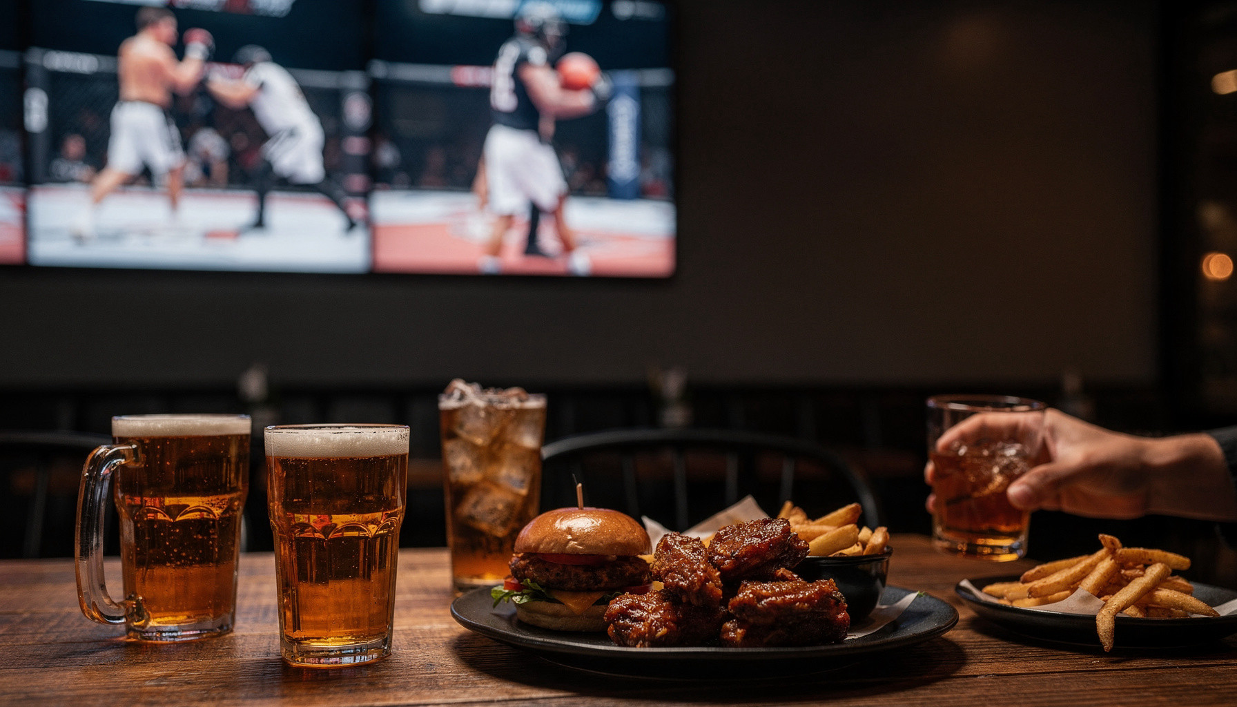 Mike's Bar and Grill website preview